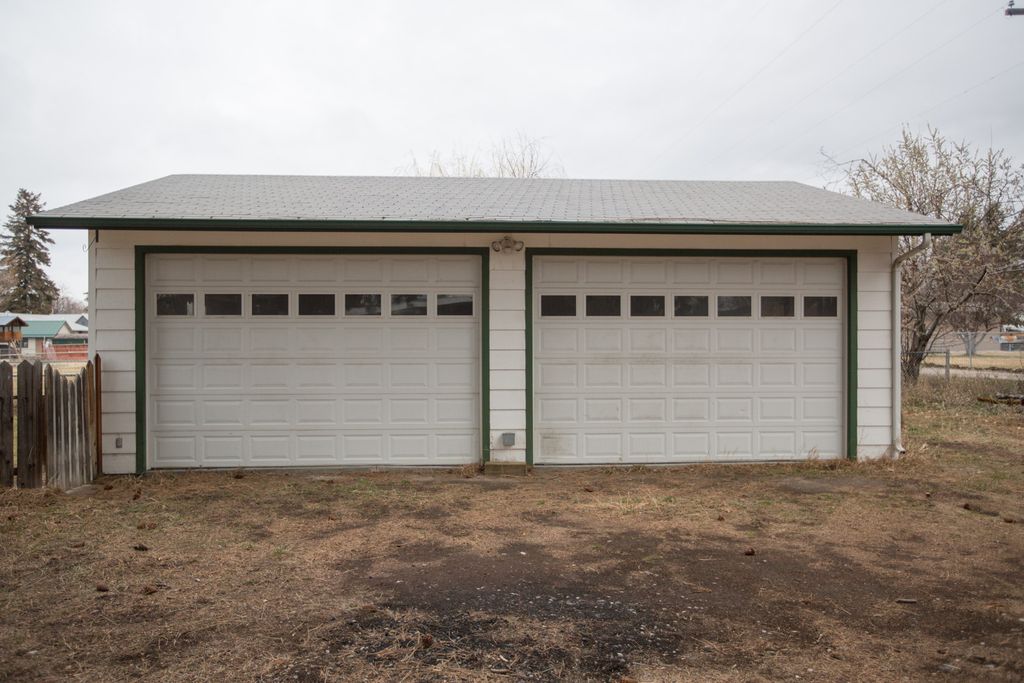Photo of 318 Cooper Lane, Hamilton, MT 59840 (MLS # 30064023)