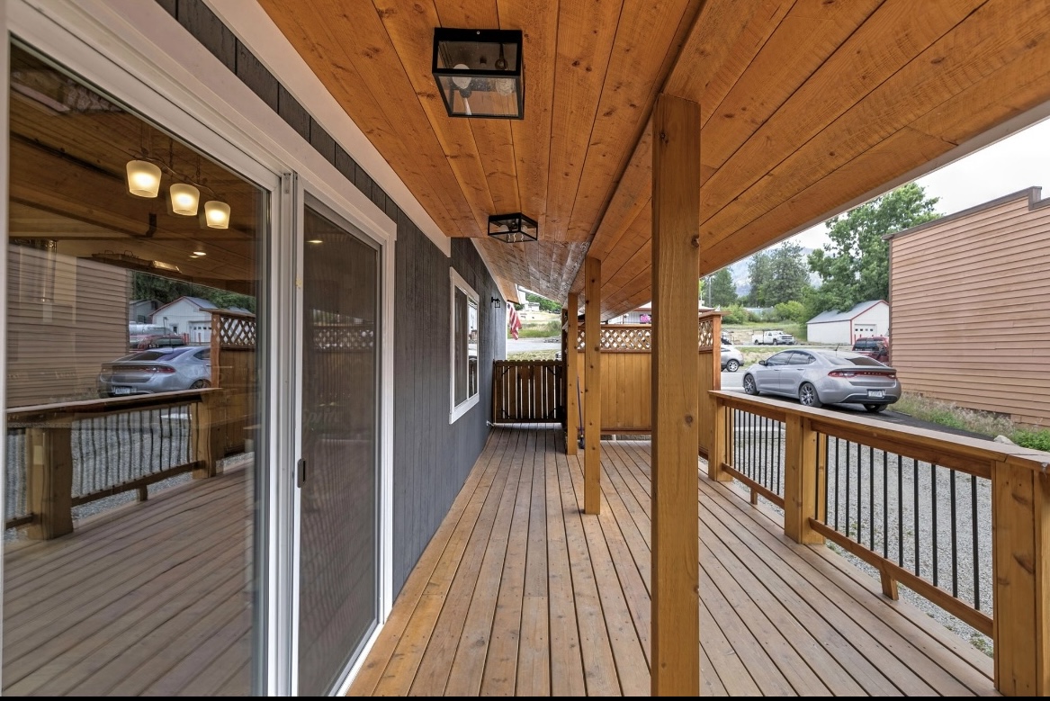 229 W Main Street