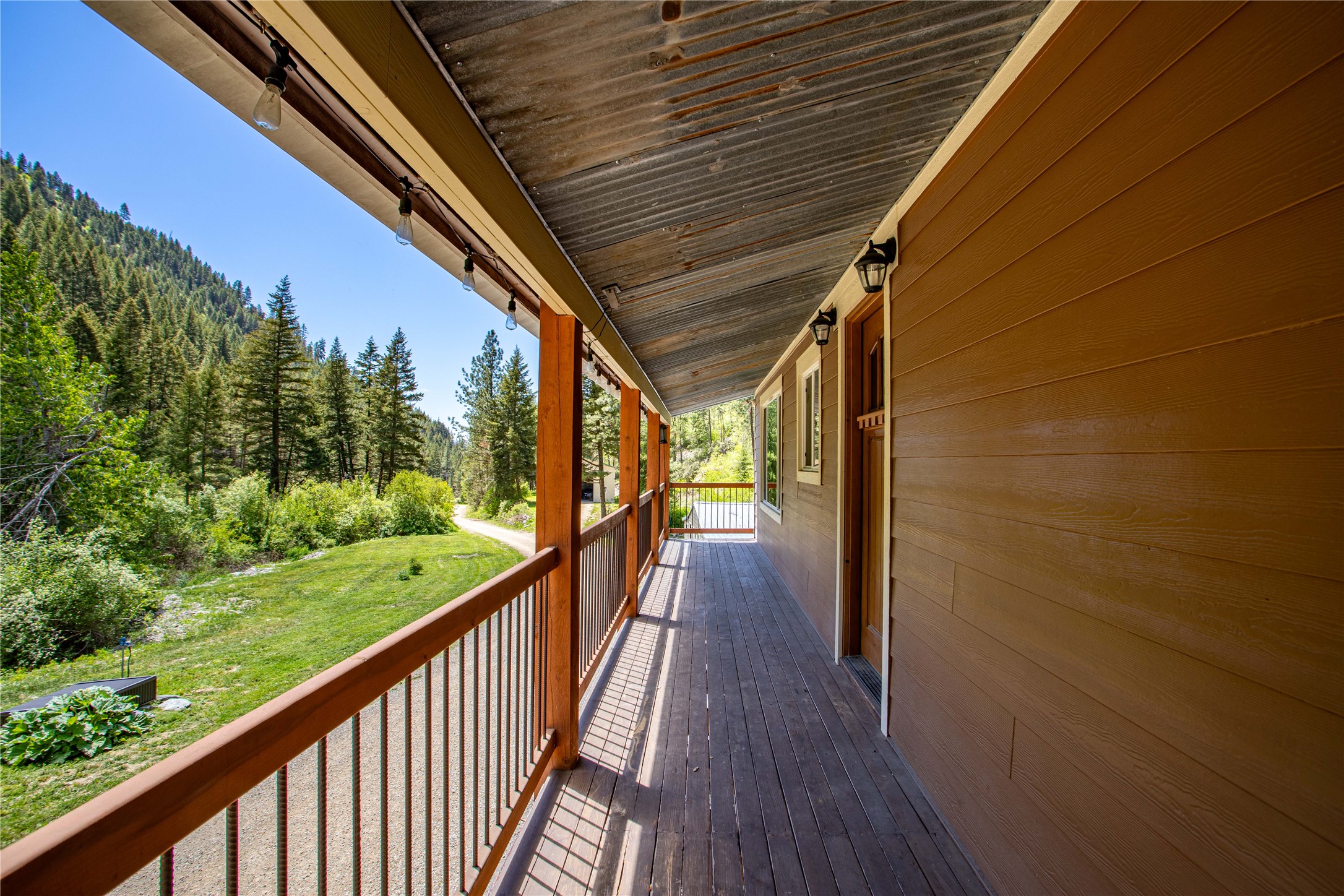 15405 Us Highway 93 N