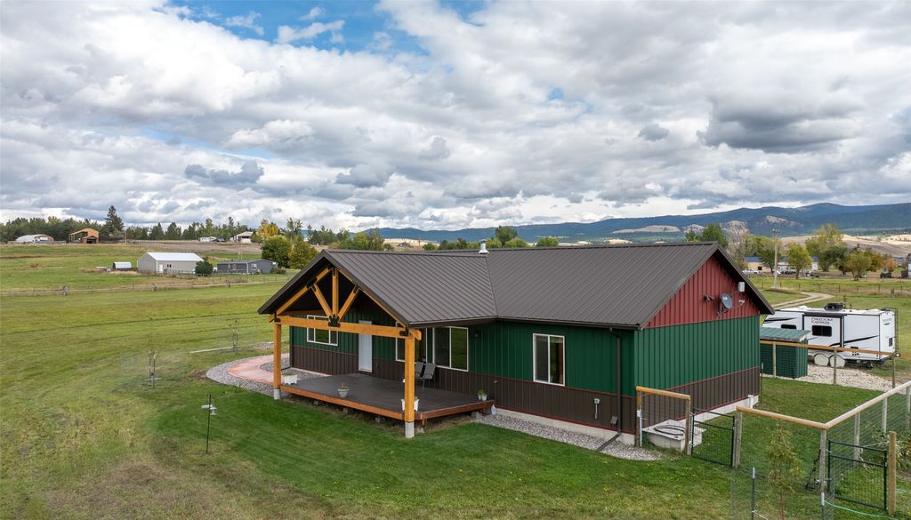 Photo of 4773 and 4775 Chokecherry Lane, Stevensville, MT 59870 (MLS # 30058426)