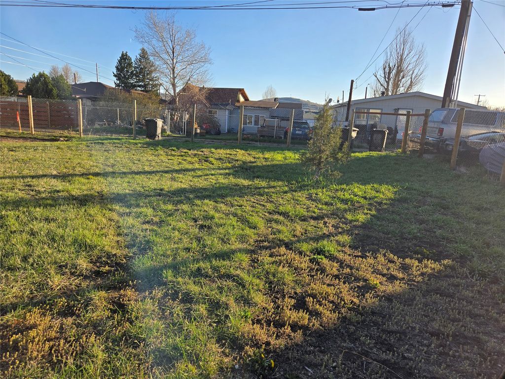 Photo of TBD Iowa Avenue, Butte, MT 59701 (MLS # 30071575)