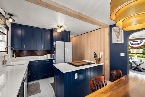 Tiny photo for 1240 2nd Avenue E, Kalispell, MT 59901 (MLS # 30071098)
