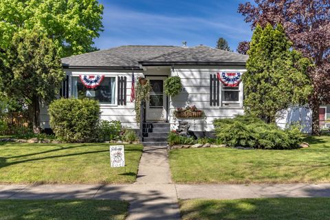 Photo of 1240 2nd Avenue E, Kalispell, MT 59901 (MLS # 30071098)