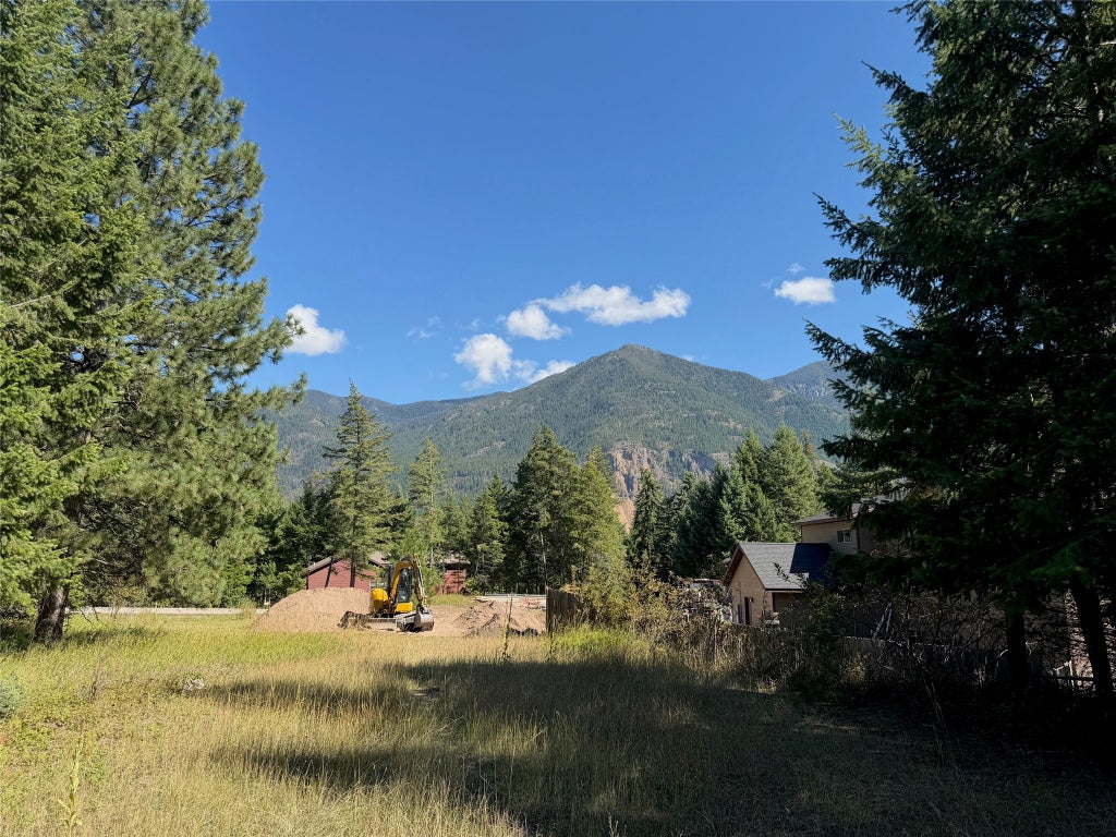 Photo of 114 Mountain Timbers Drive, Columbia Falls, MT 59912 (MLS # 30078300)