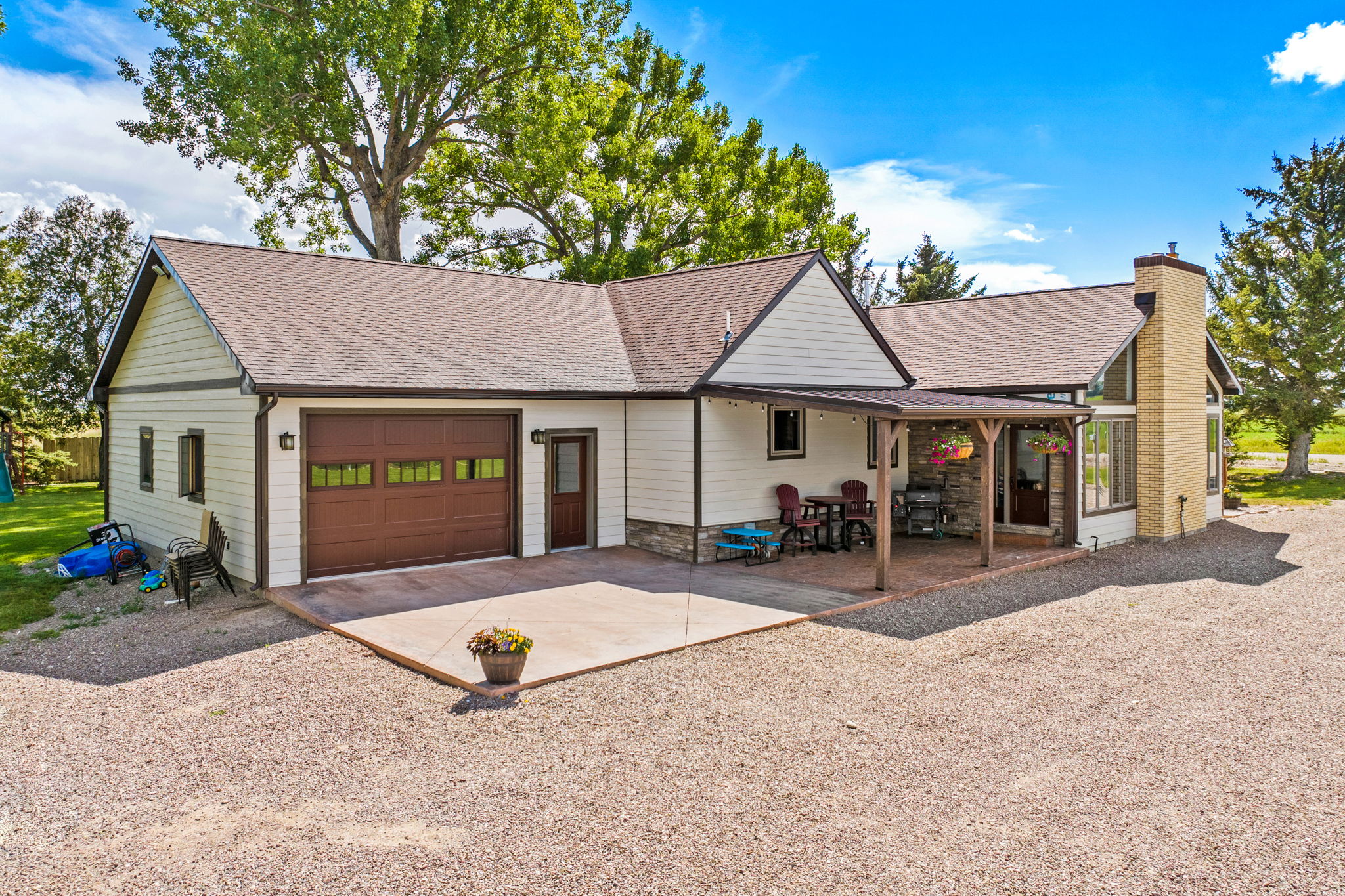 351 6th Lane NE
