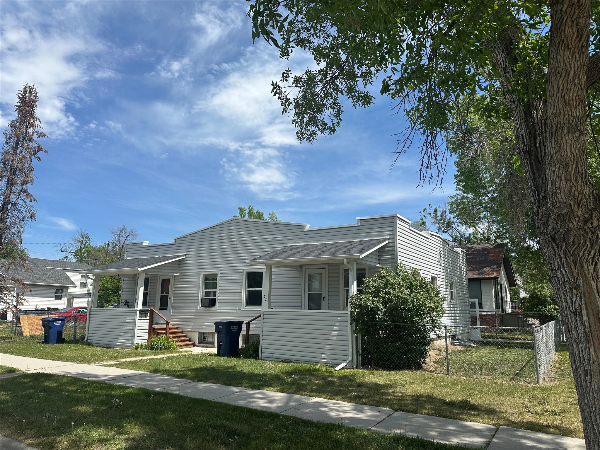 719 8th Street S 719 and 721 - Photo 2