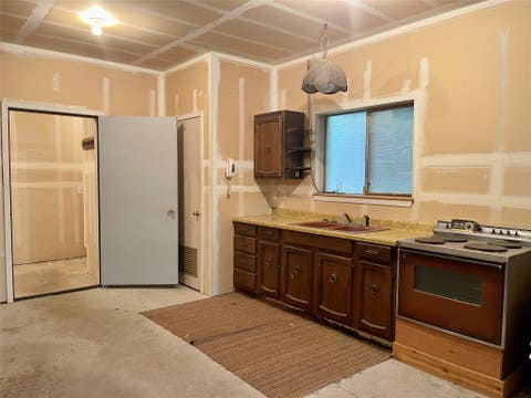 Tiny photo for 29189 S Ferndale Drive, Bigfork, MT 59911 (MLS # 30071560)