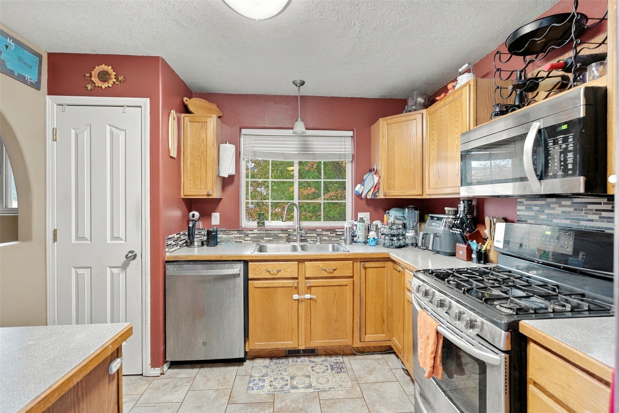213 Lakeside Drive