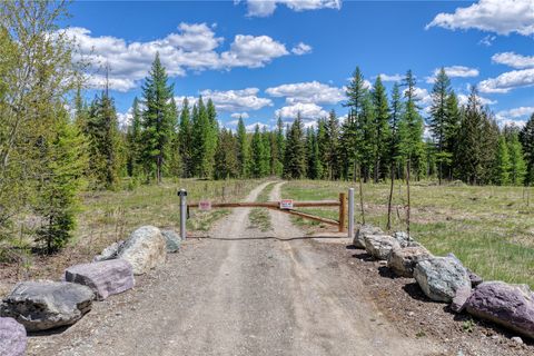 Photo of 577 Evers Creek Connection Road, Whitefish, MT 59937 (MLS # 30070708)