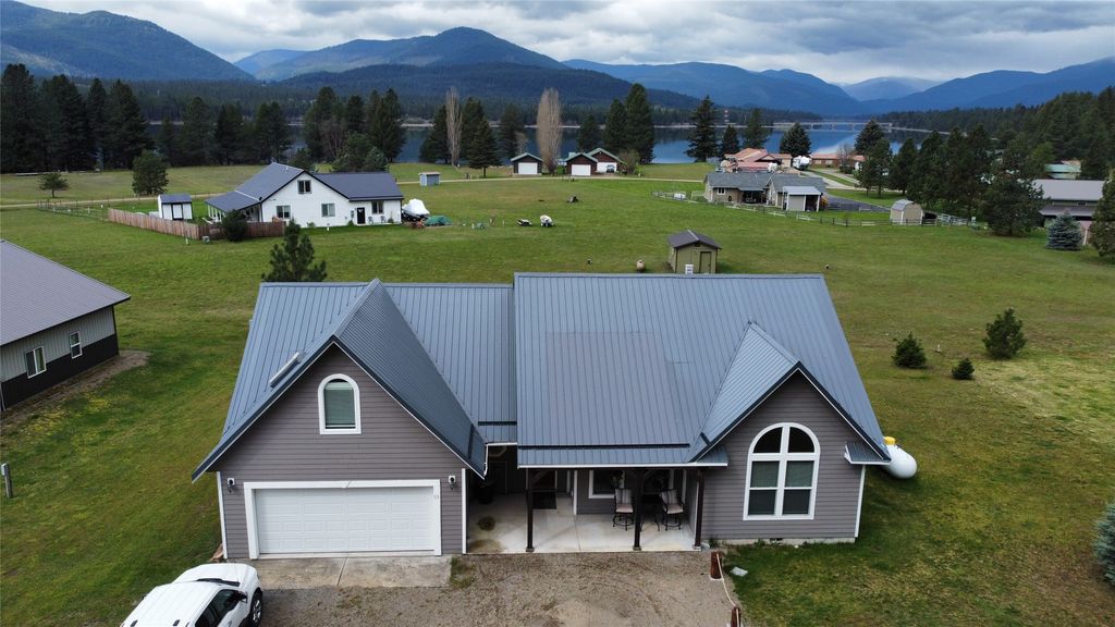 Photo of 55 Lakeview Road, Trout Creek, MT 59874 (MLS # 30070022)