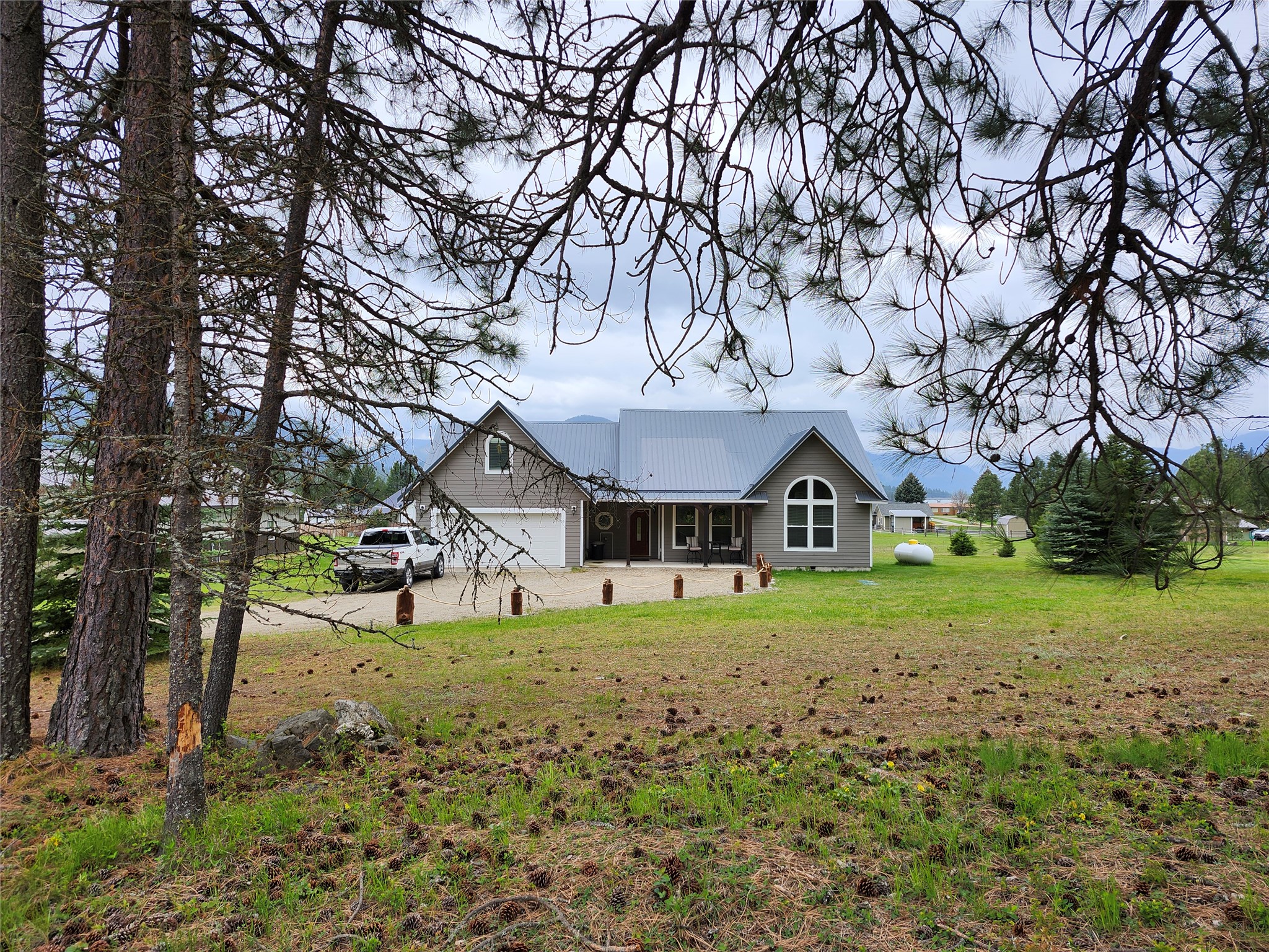 55 Lakeview Road