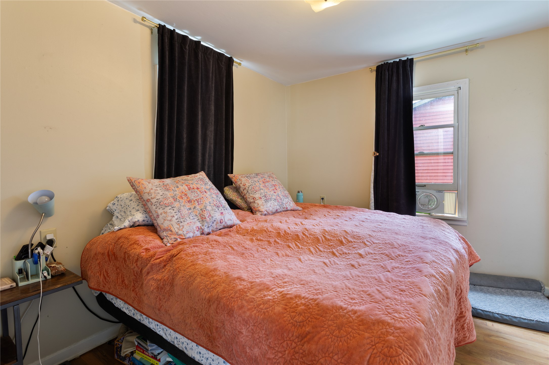 Missoula, Montana 59801, United States, 4 Bedrooms Bedrooms, ,1 BathroomBathrooms,Residential,Active,128627