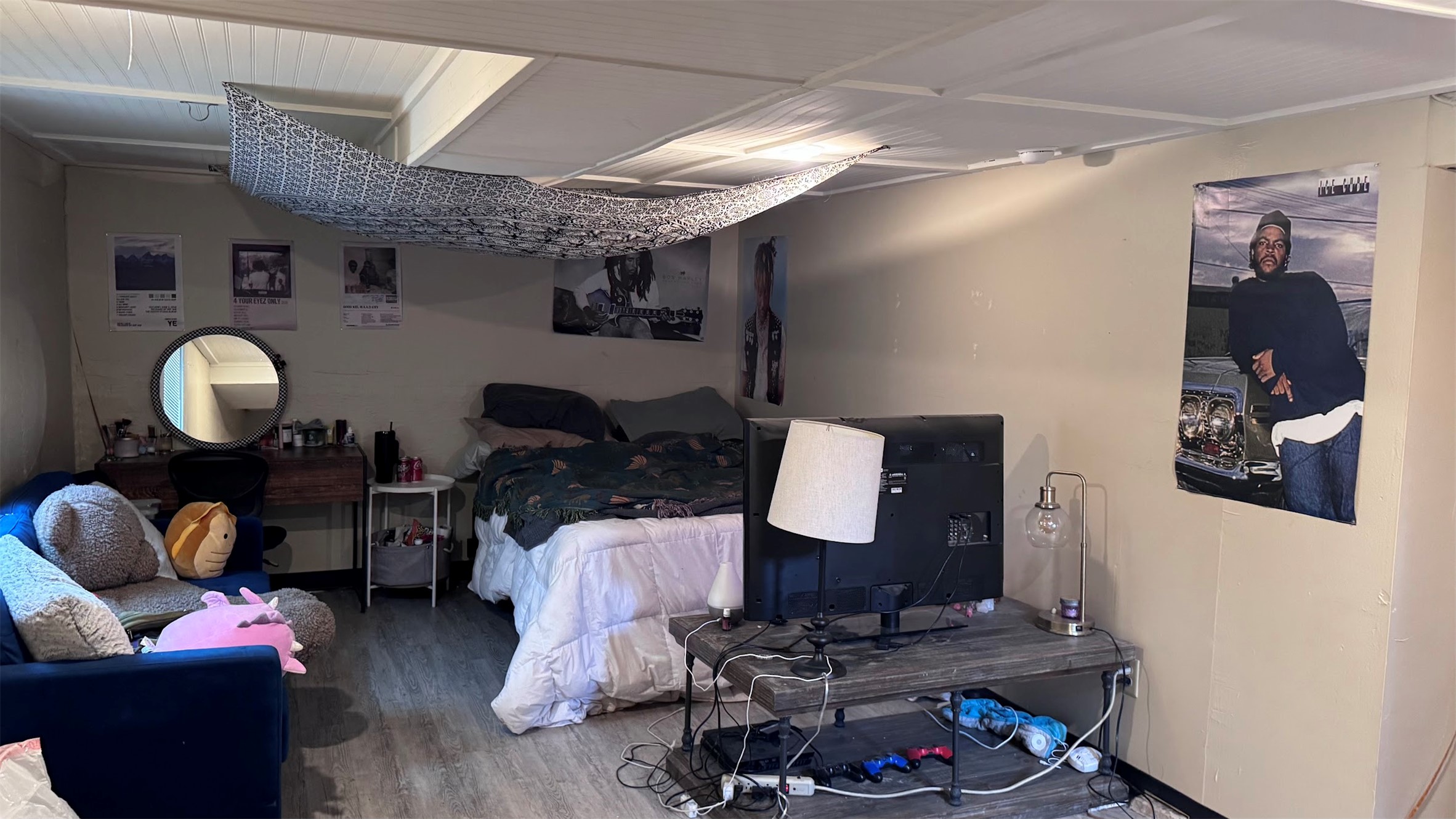 Missoula, Montana 59801, United States, 4 Bedrooms Bedrooms, ,1 BathroomBathrooms,Residential,Active,128627