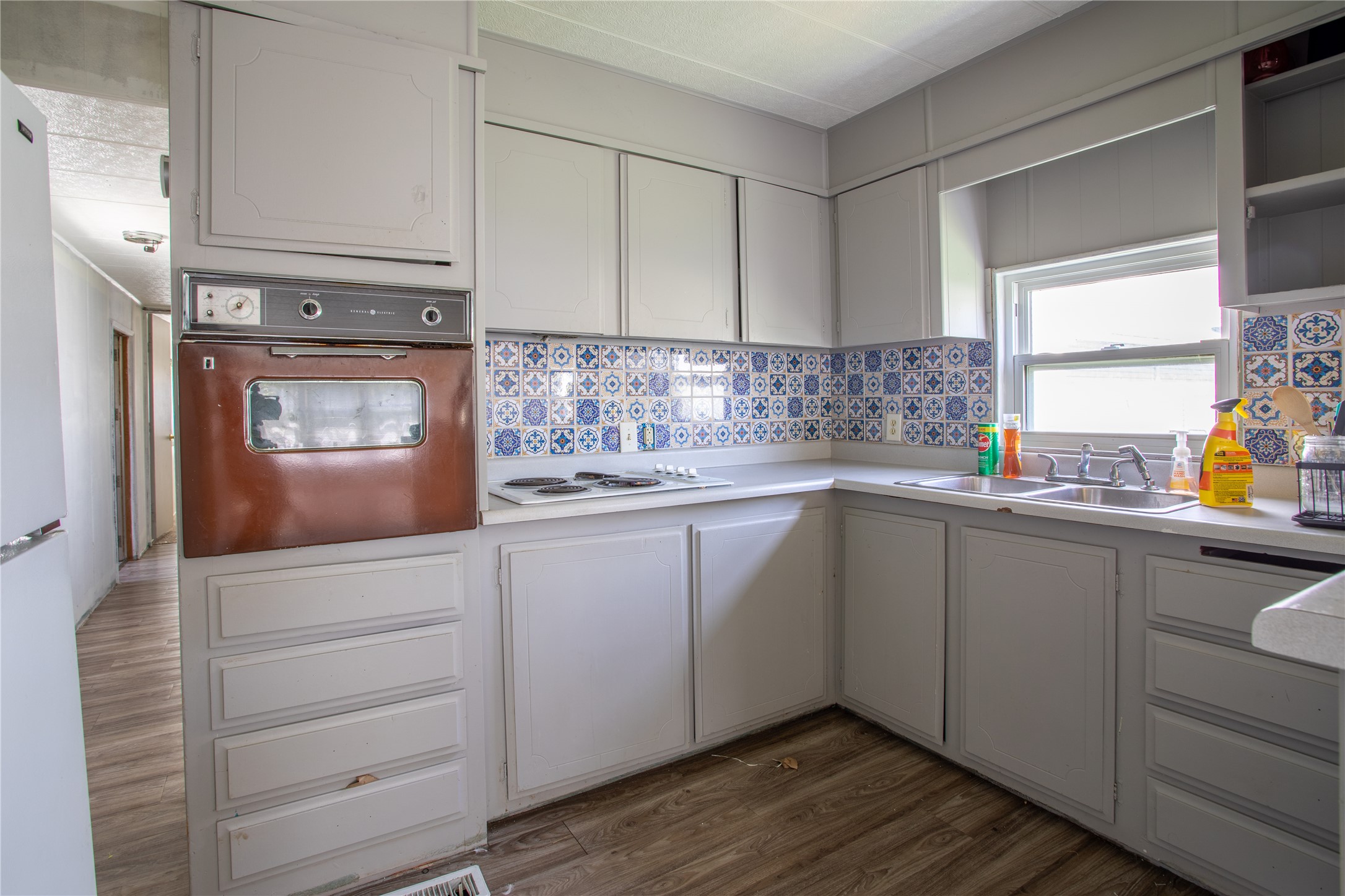 Missoula, Montana 59801, United States, 4 Bedrooms Bedrooms, ,1 BathroomBathrooms,Residential,Active,128627