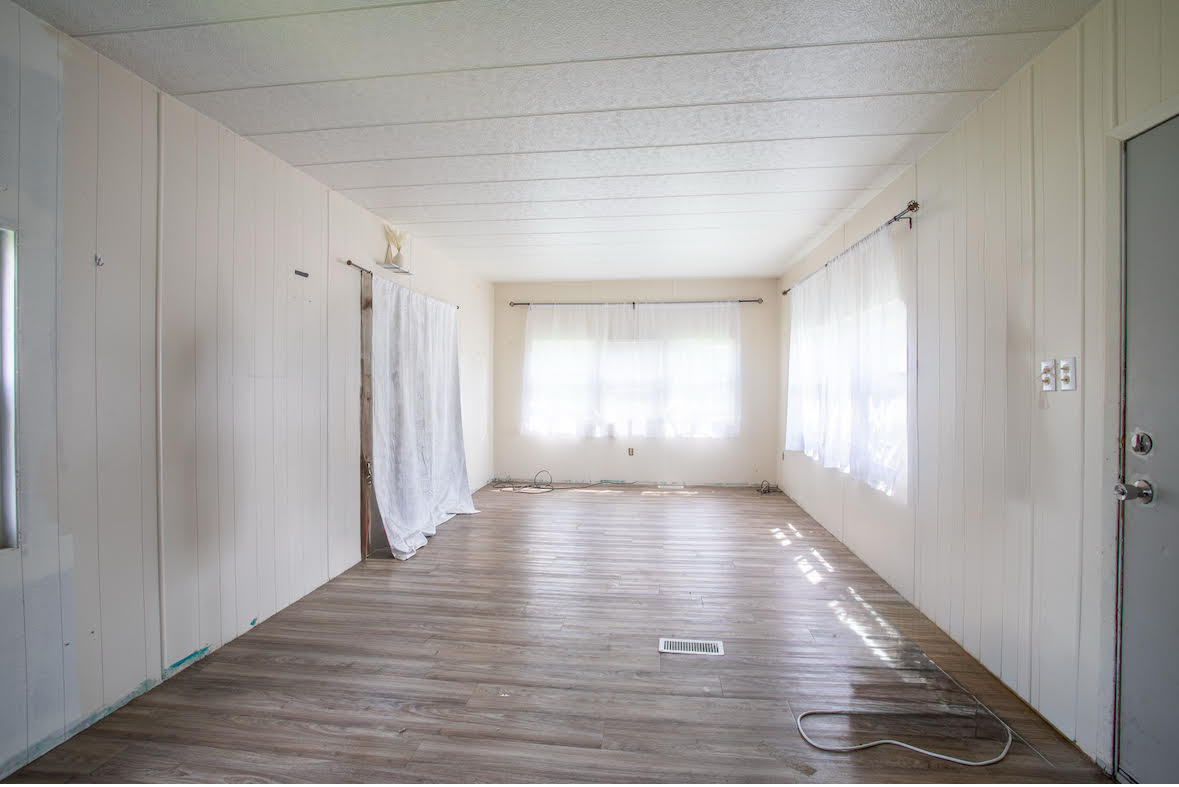 Missoula, Montana 59801, United States, 4 Bedrooms Bedrooms, ,1 BathroomBathrooms,Residential,Active,128627