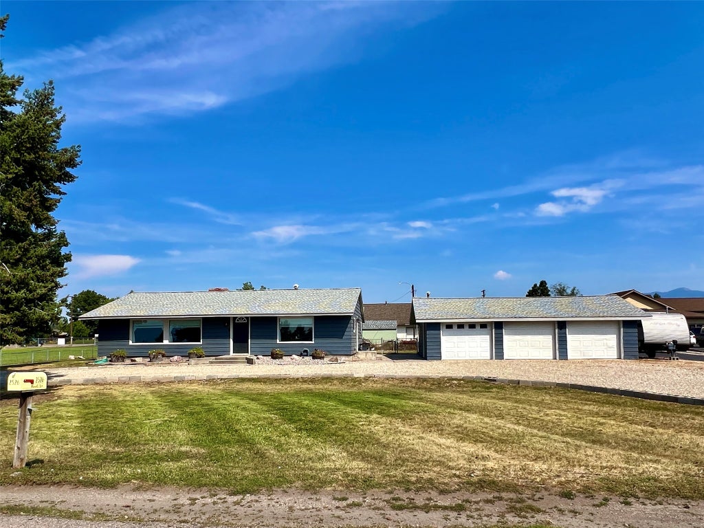 Photo of 2526 Mount Avenue, Missoula, MT 59804 (MLS # 30077764)