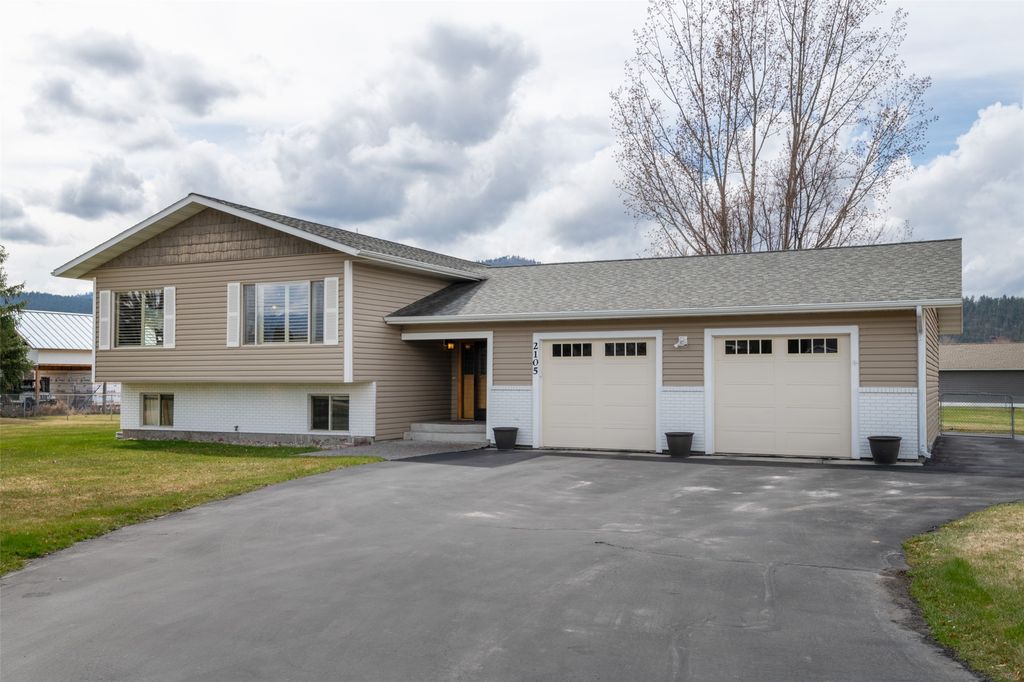 Photo of 2105 Humble Road, Missoula, MT 59804 (MLS # 30067726)