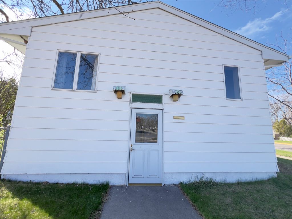 Photo of 1500 6th Avenue N, Great Falls, MT 59401 (MLS # 30069784)
