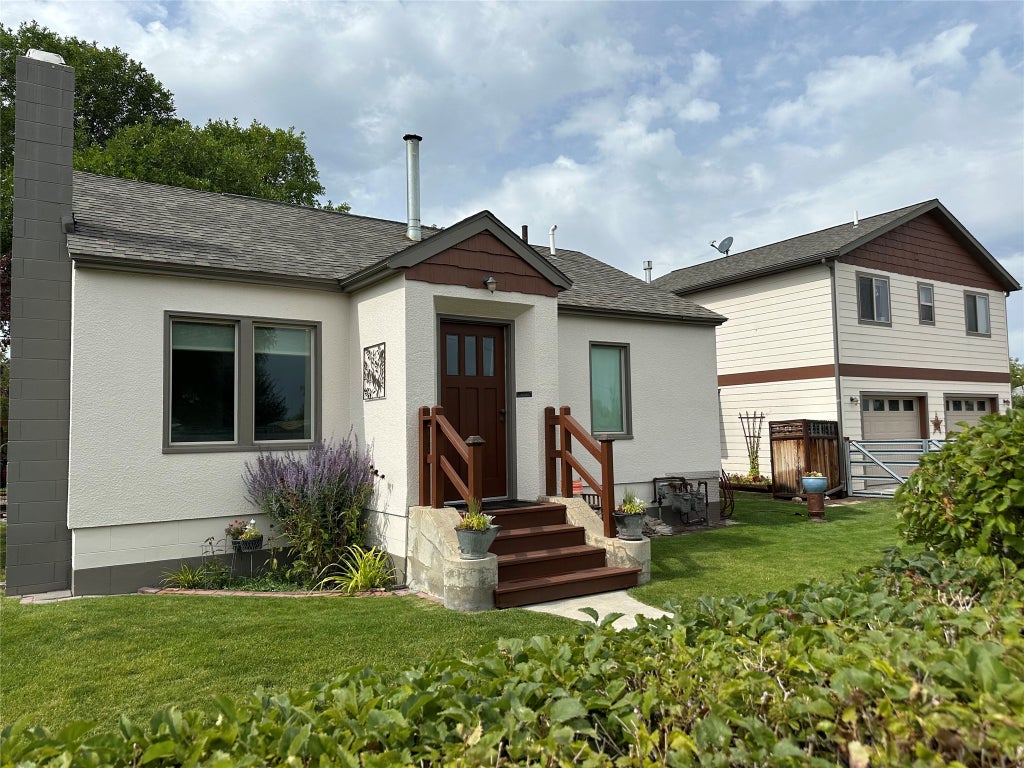 Photo of 2100 Villard Avenue, Helena, MT 59601 (MLS # 30079040)