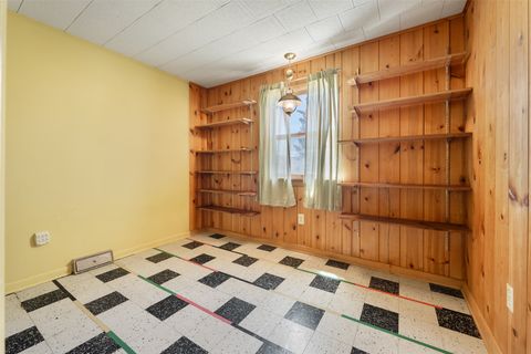 Tiny photo for 709 Oregon Street, Deer Lodge, MT 59722 (MLS # 30071508)