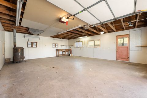Tiny photo for 709 Oregon Street, Deer Lodge, MT 59722 (MLS # 30071508)