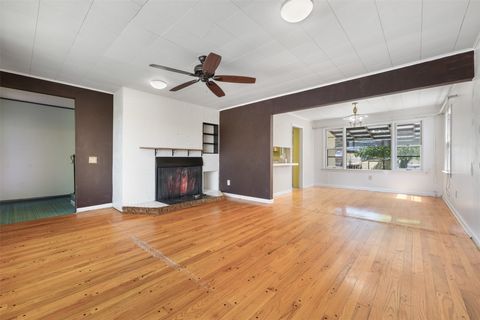 Tiny photo for 709 Oregon Street, Deer Lodge, MT 59722 (MLS # 30071508)