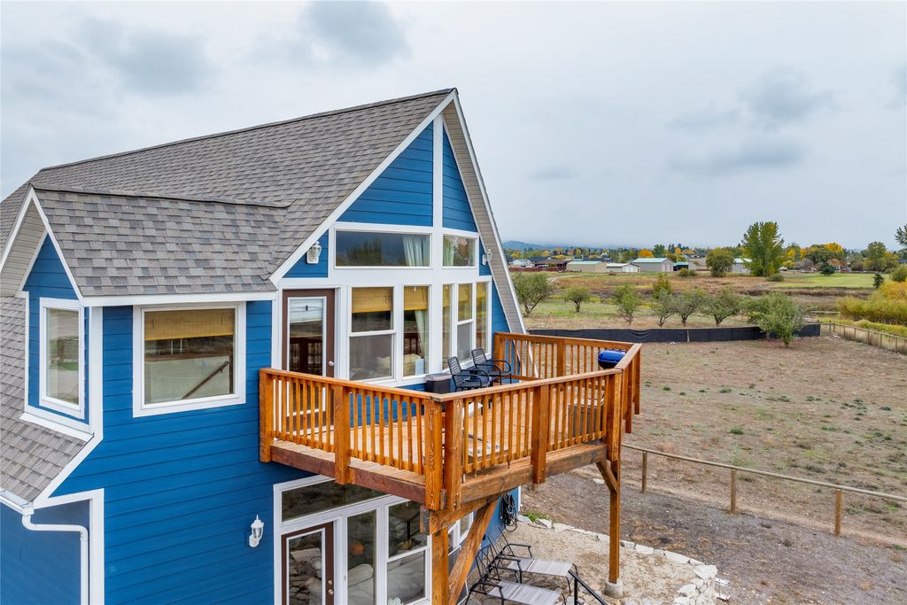 Photo of 1001 Continental Way, Corvallis, MT 59828 (MLS # 30059997)