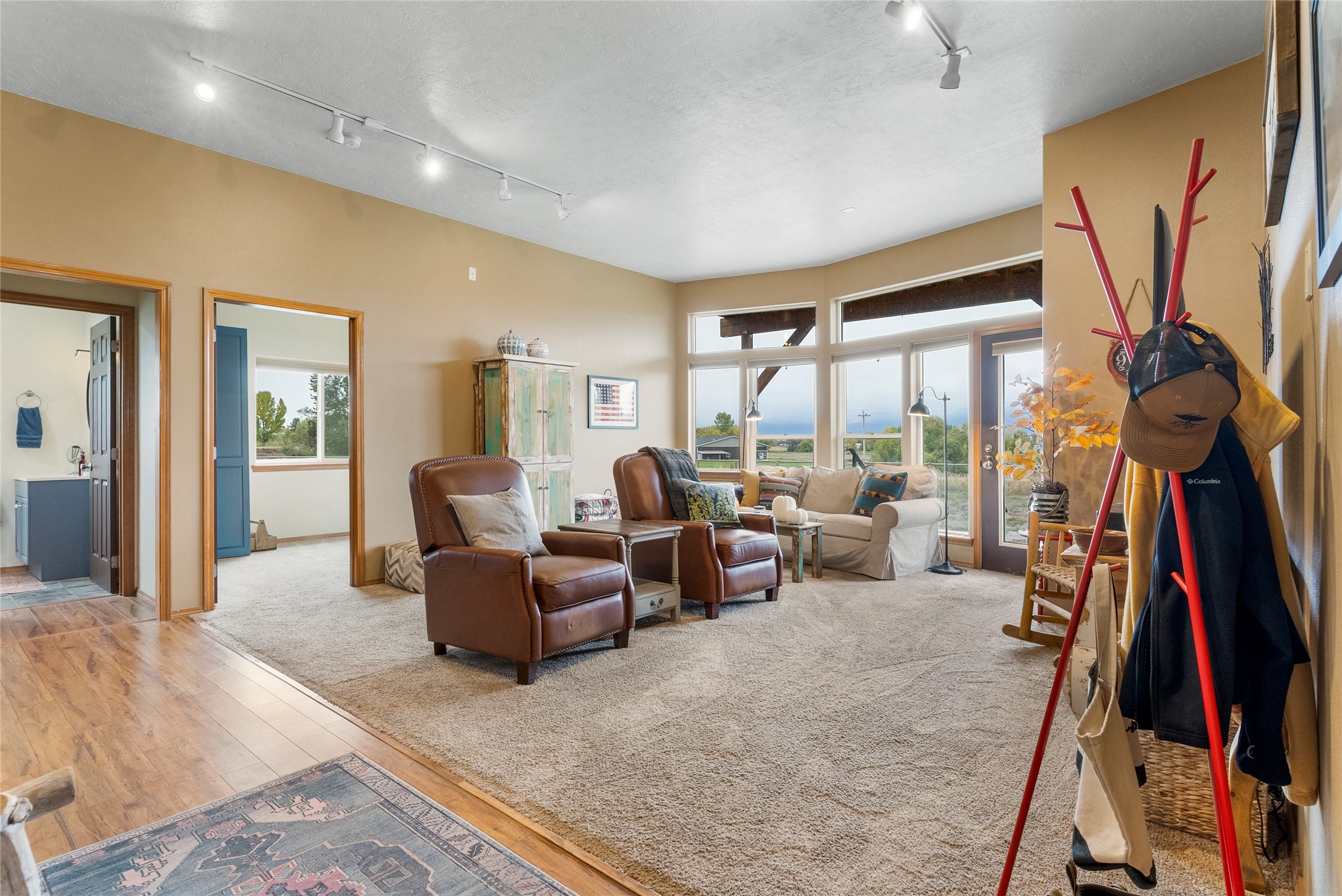 1001 Continental Way