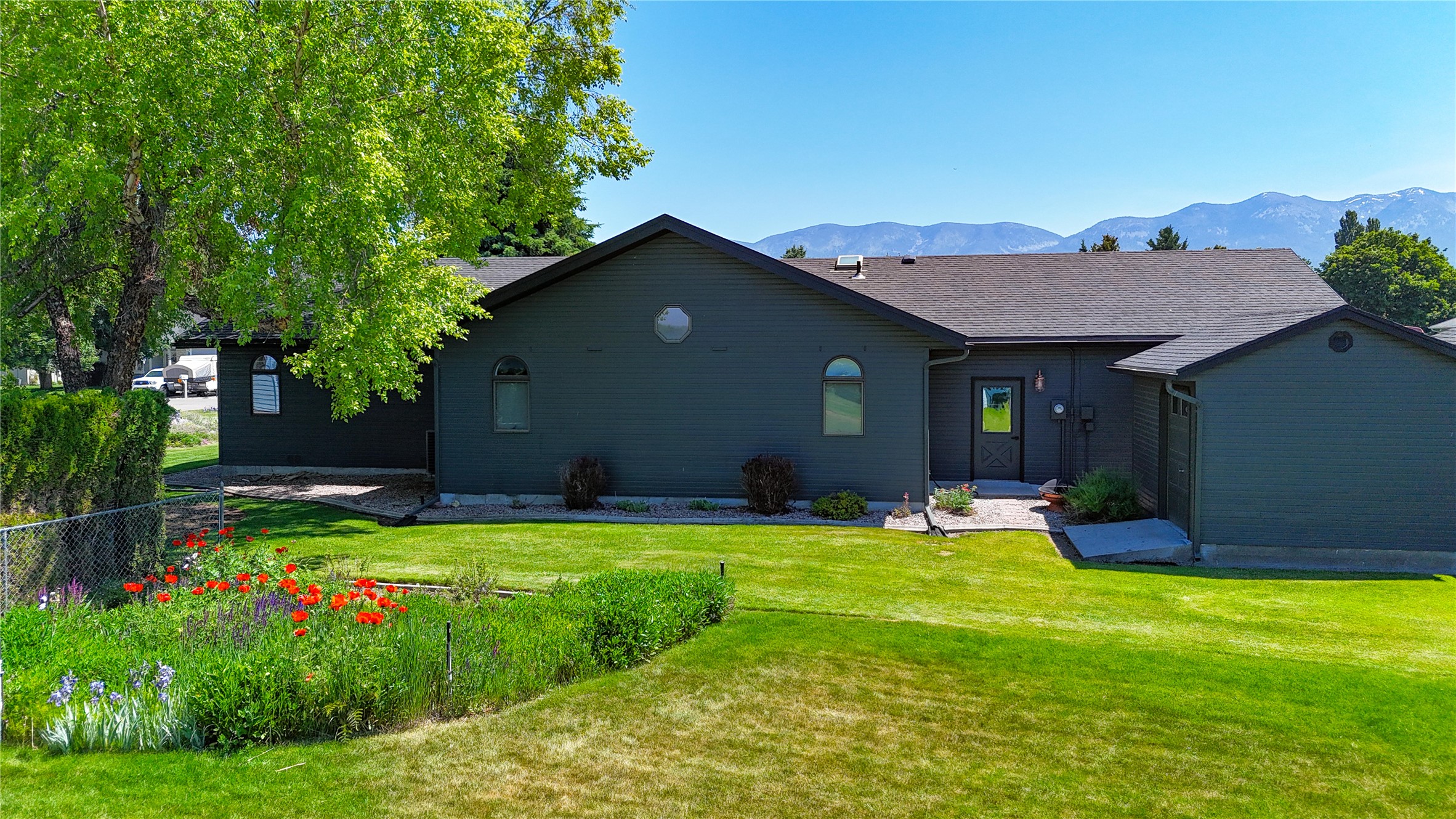 407 Bay View Drive