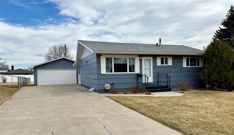 Photo of 212 Riverview 2 E, Great Falls, MT 59404 (MLS # 30066034)