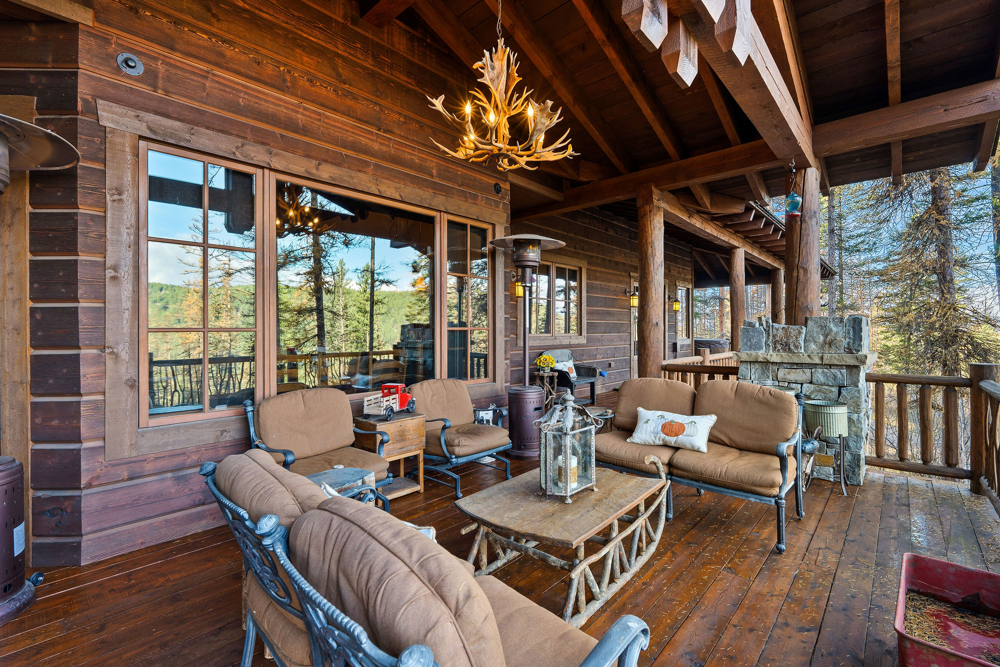 242 Timberjack Trail