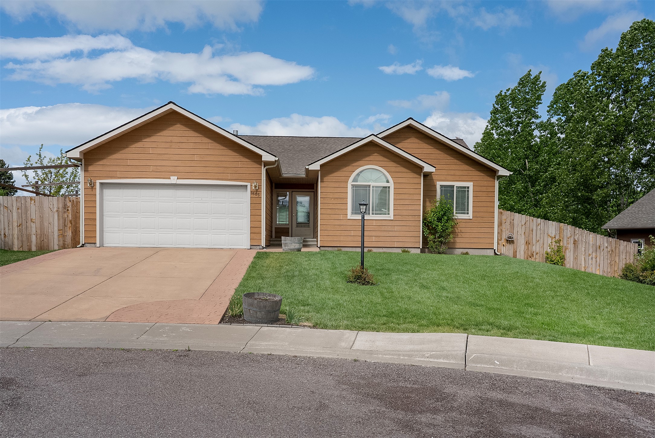 1605 Lund Lane