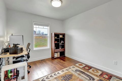 Tiny photo for 668 Winding Creek Trail, Corvallis, MT 59828 (MLS # 30069293)