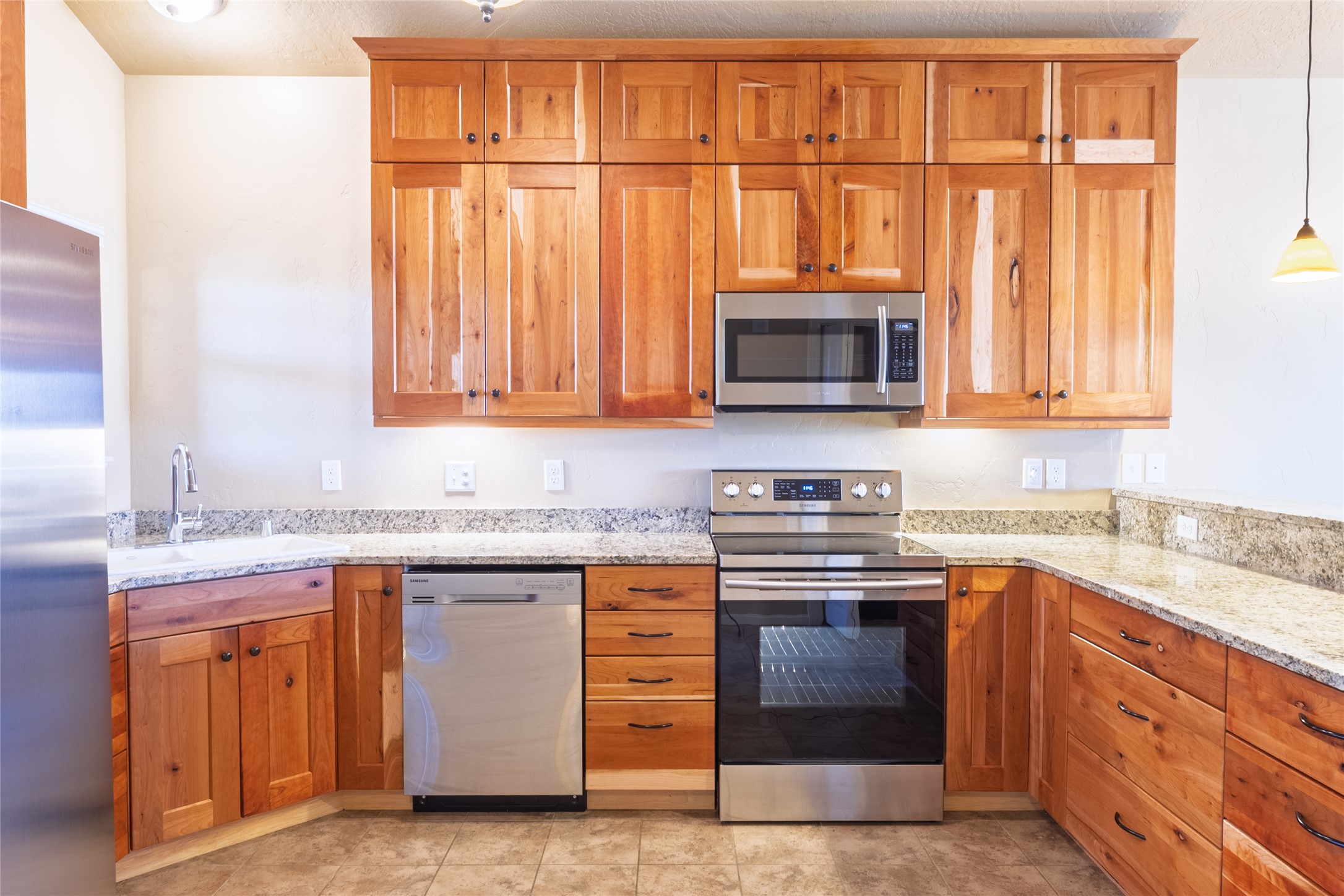 4100 Mullan Road 916