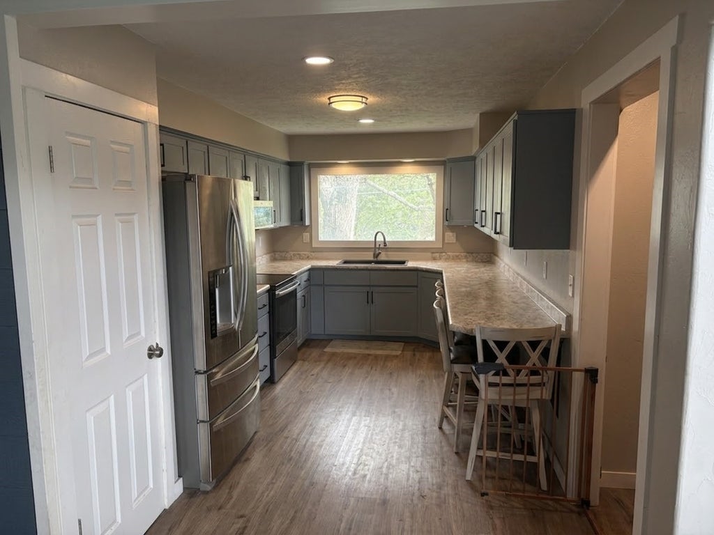 Photo of 320 9th Avenue SW, Great Falls, MT 59404 (MLS # 30078273)