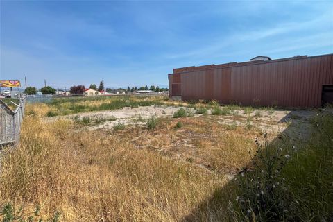 Tiny photo for 1200 Bozeman Street, Helena, MT 59601 (MLS # 30069163)