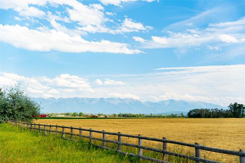 Tiny photo for 1203 Pheasant Hollow Way, Kalispell, MT 59901 (MLS # 30032888)