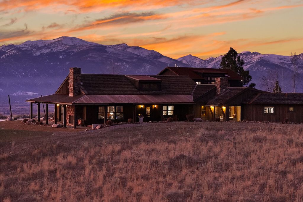 Photo of 1076 Home Stretch Drive, Stevensville, MT 59870 (MLS # 30066060)