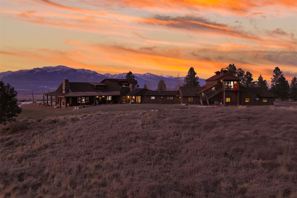 Photo of 1076 Home Stretch Drive, Stevensville, MT 59870 (MLS # 30066060)
