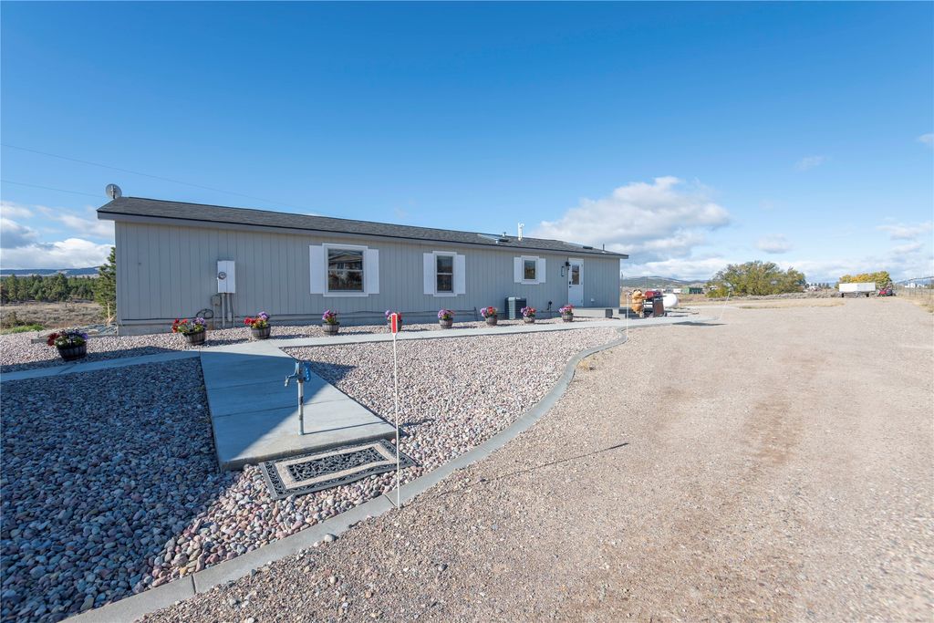 Photo of 6770 Silver Fox Court, Helena, MT 59602 (MLS # 30062072)