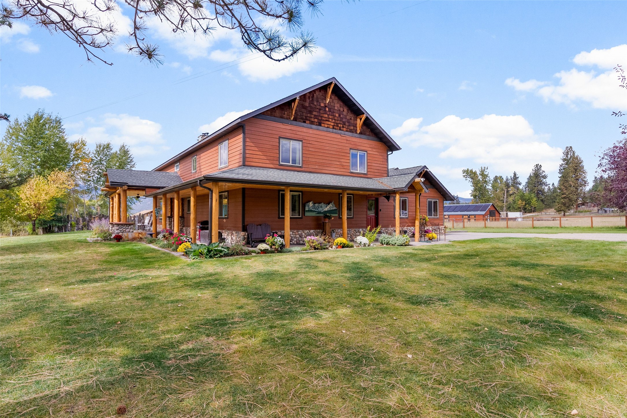 Stevensville, Montana 59870, United States, 6 Bedrooms Bedrooms, ,5 BathroomsBathrooms,Residential,Active,218432