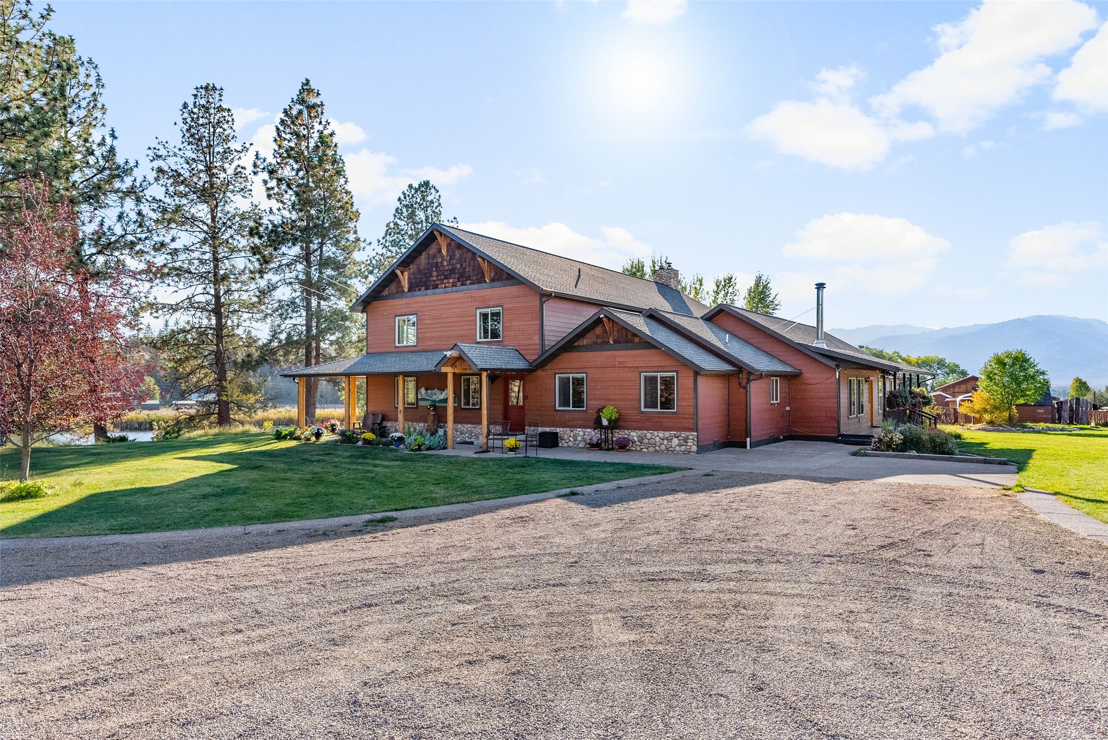 Stevensville, Montana 59870, United States, 6 Bedrooms Bedrooms, ,5 BathroomsBathrooms,Residential,Active,218432