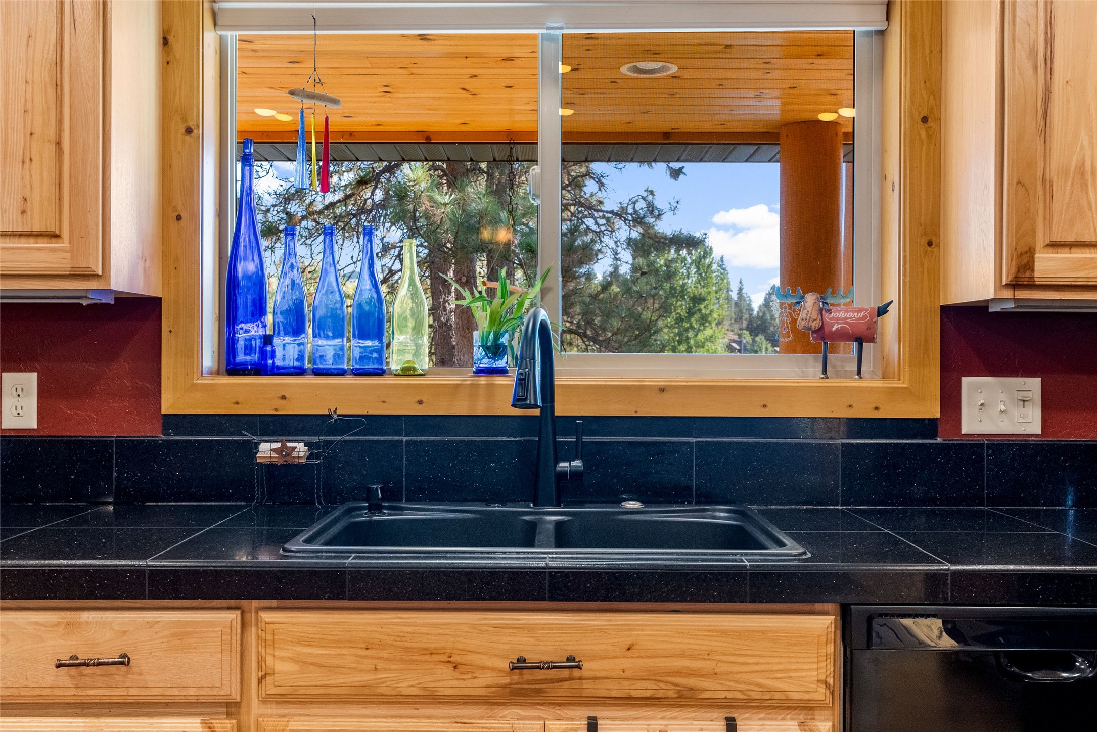 Stevensville, Montana 59870, United States, 6 Bedrooms Bedrooms, ,5 BathroomsBathrooms,Residential,Active,218432