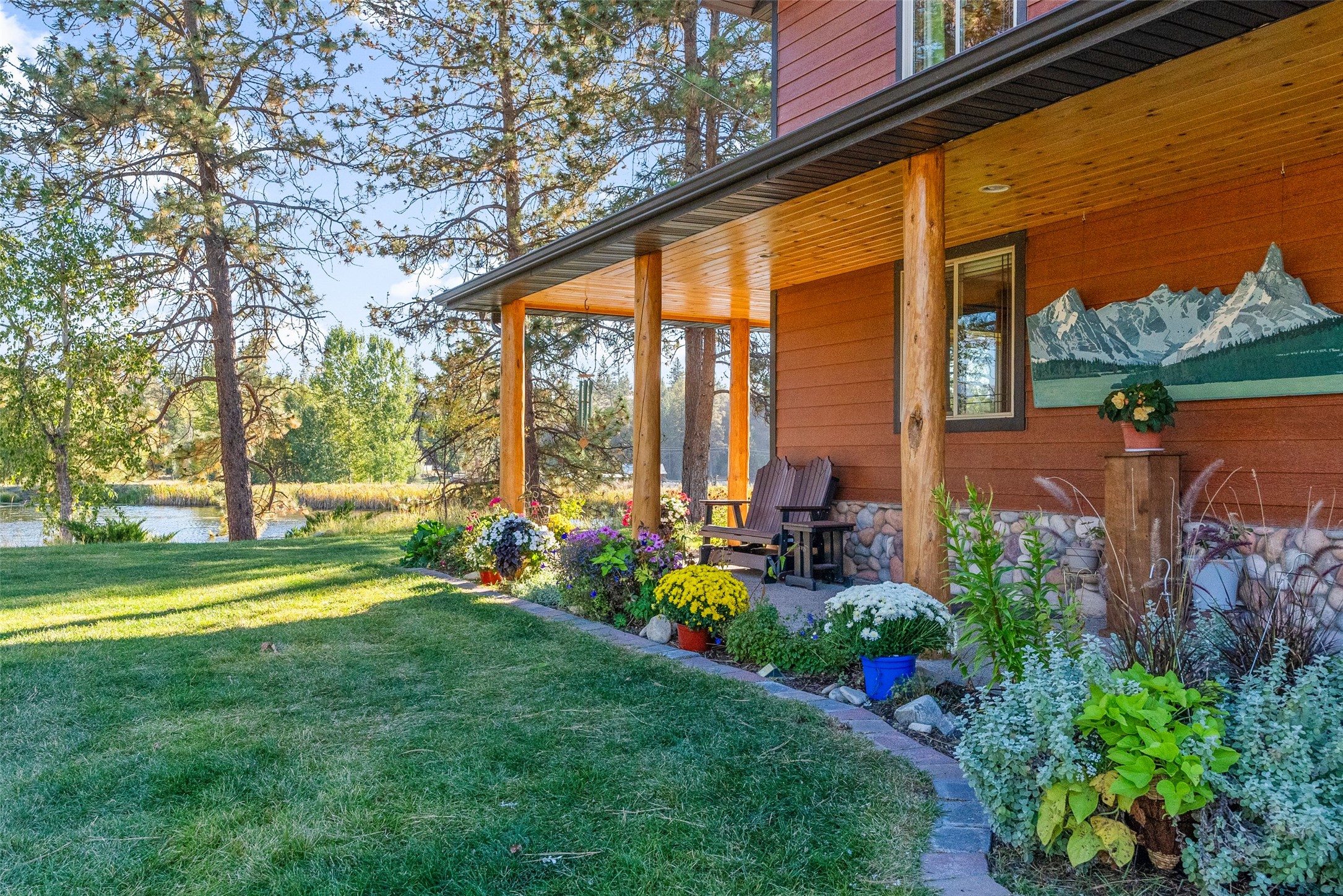 Stevensville, Montana 59870, United States, 6 Bedrooms Bedrooms, ,5 BathroomsBathrooms,Residential,Active,218432