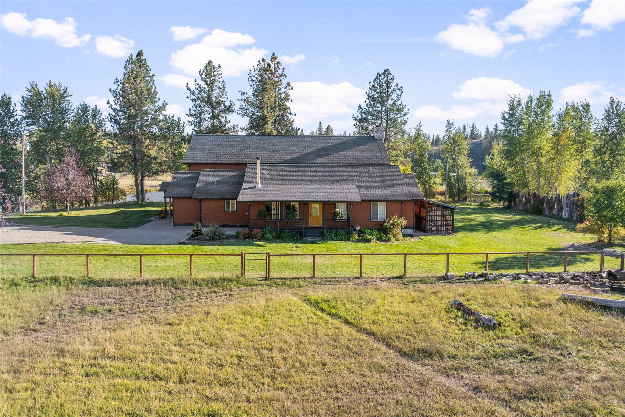 Stevensville, Montana 59870, United States, 6 Bedrooms Bedrooms, ,5 BathroomsBathrooms,Residential,Active,218432