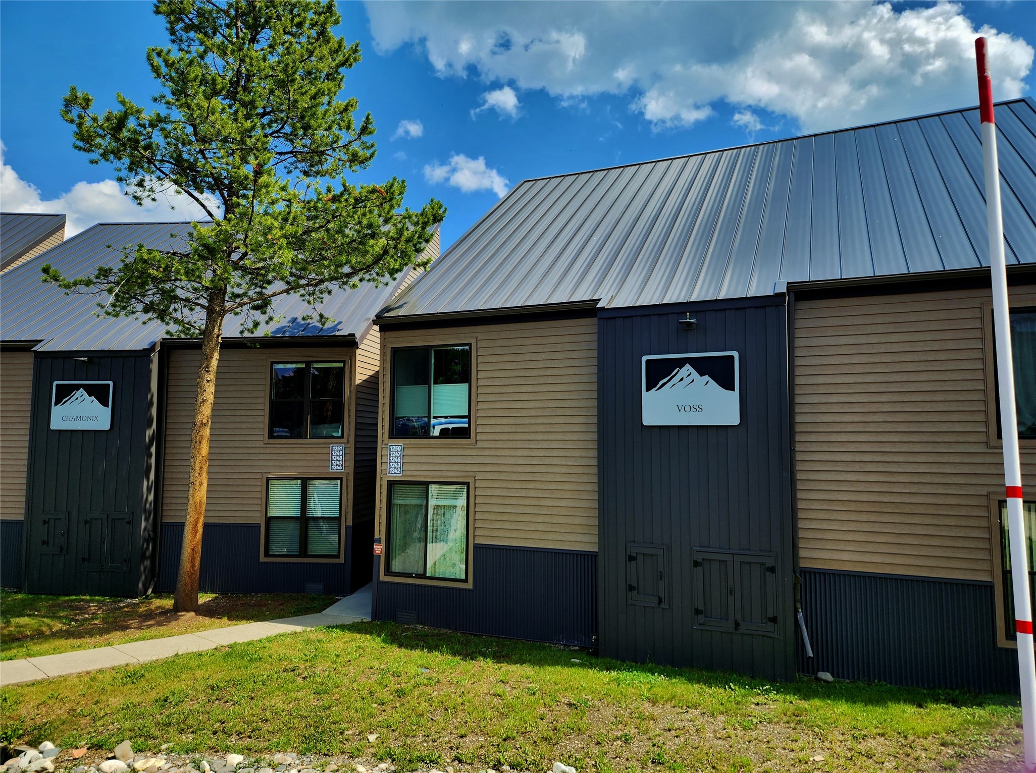 Big Sky, Montana 59716, United States, 1 Bedroom Bedrooms, ,1 BathroomBathrooms,Residential,Active,46853