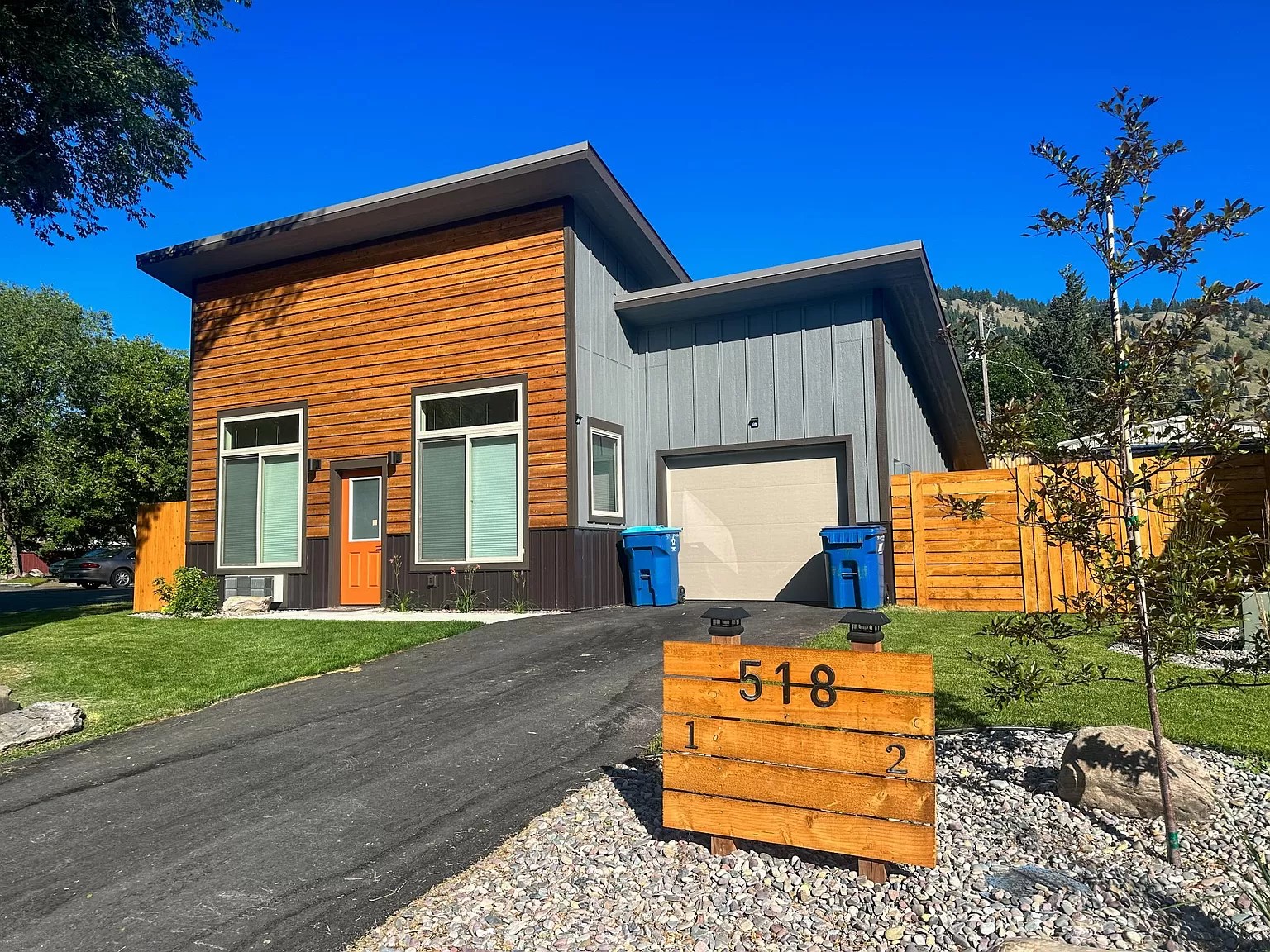 518 Iowa Avenue 1 & 2