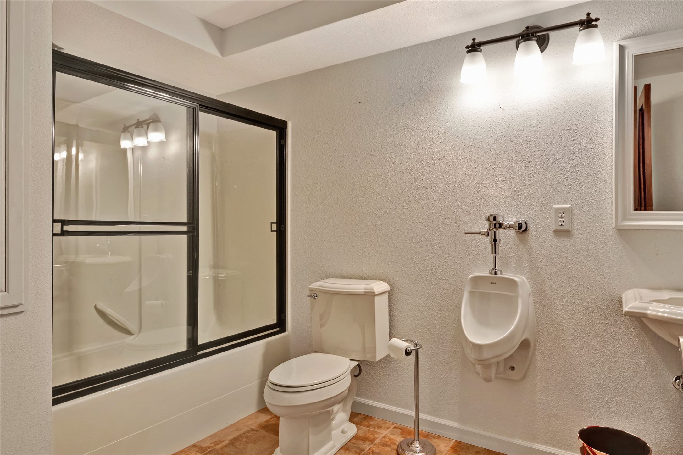 Missoula, Montana, 59802, United States, 5 Bedrooms Bedrooms, ,6 BathroomsBathrooms,Residential,Active,1753892