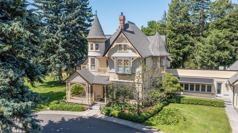 Photo of 2215 Raymond Avenue, Missoula, MT 59802 (MLS # 30028515)