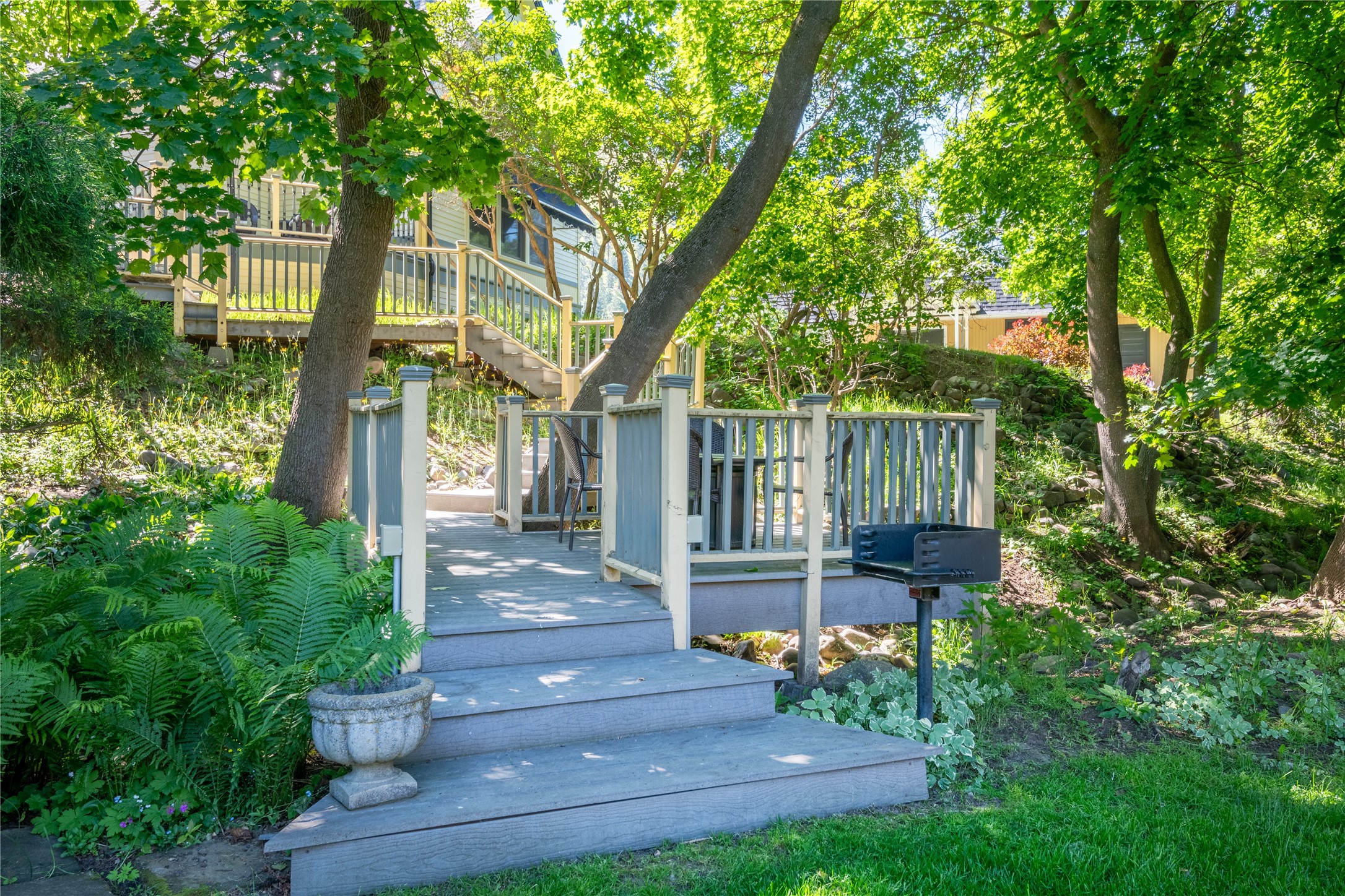 Missoula, Montana, 59802, United States, 5 Bedrooms Bedrooms, ,6 BathroomsBathrooms,Residential,Active,1753892